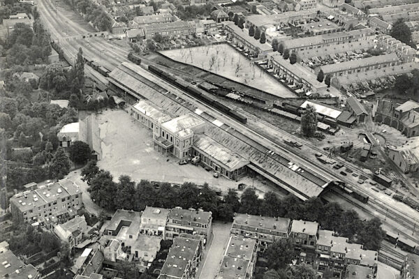 Tussen spoor en singel